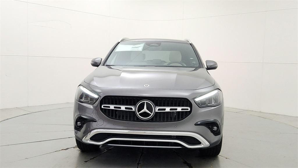 new 2025 Mercedes-Benz GLA 250 car, priced at $48,639