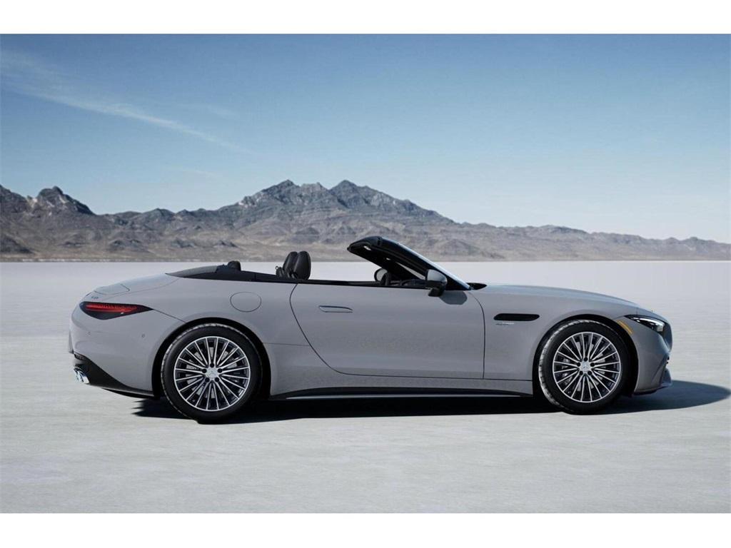 new 2024 Mercedes-Benz AMG SL 43 car, priced at $117,985