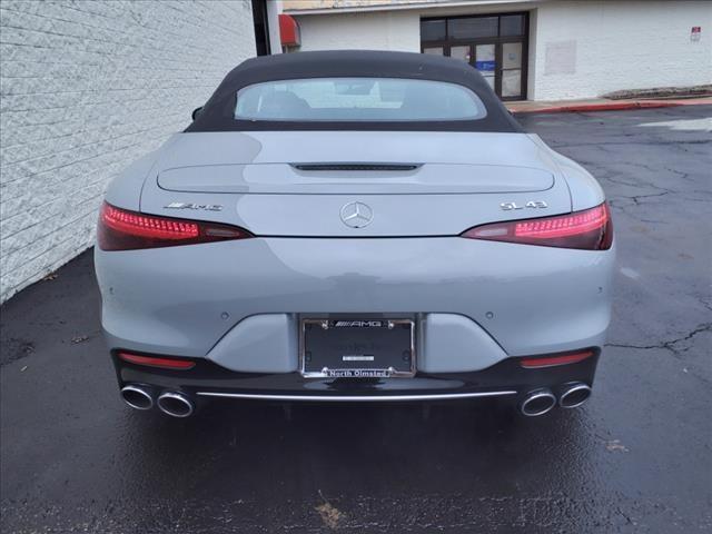 new 2024 Mercedes-Benz AMG SL 43 car, priced at $104,122