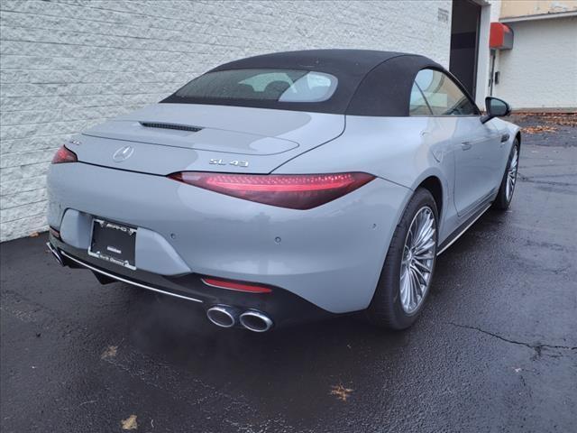 new 2024 Mercedes-Benz AMG SL 43 car, priced at $104,122