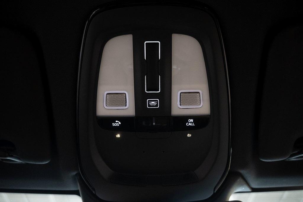 used 2022 Volvo XC60 car, priced at $31,798