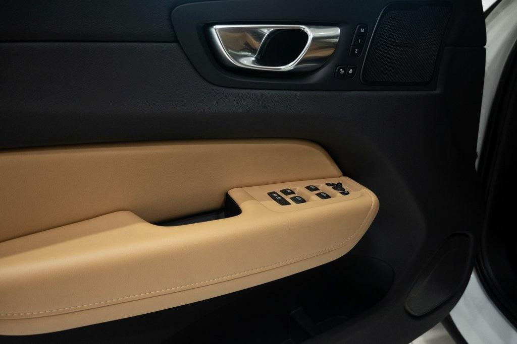 used 2022 Volvo XC60 car, priced at $31,798
