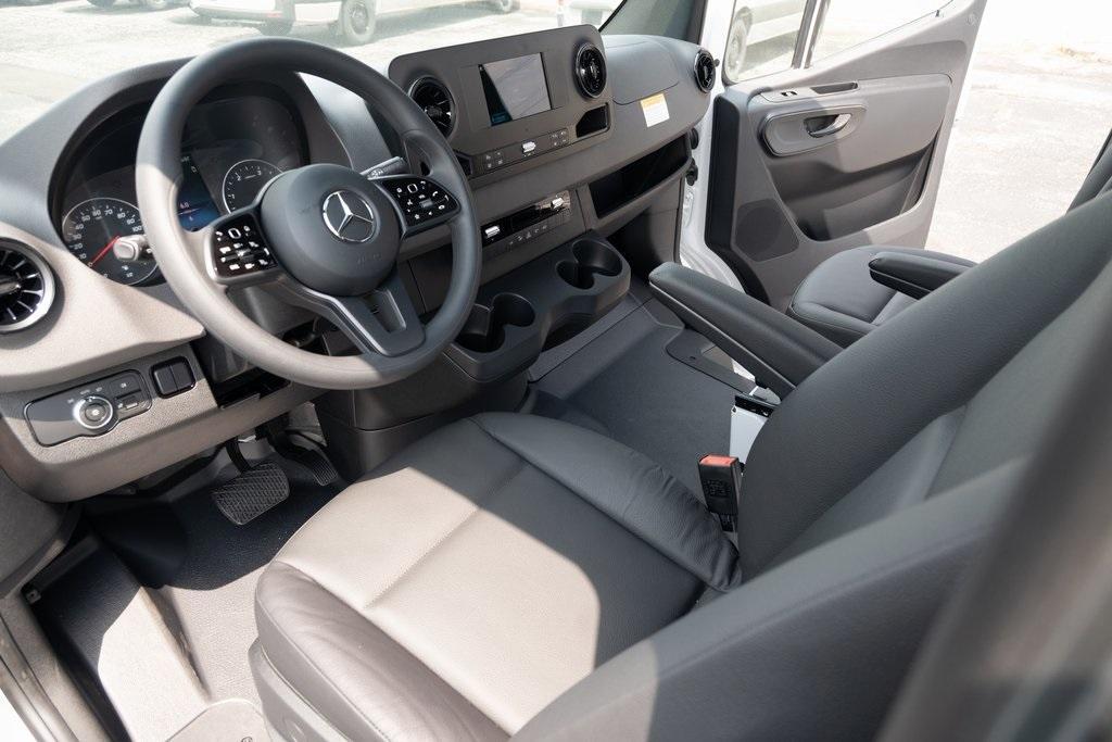 new 2024 Mercedes-Benz Sprinter 2500 car, priced at $58,983