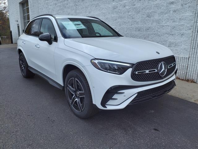 new 2025 Mercedes-Benz GLC 300 car, priced at $56,414