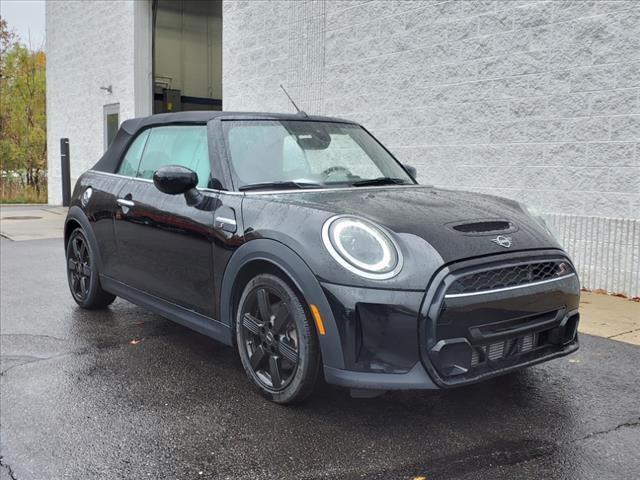 used 2022 MINI Convertible car, priced at $25,495