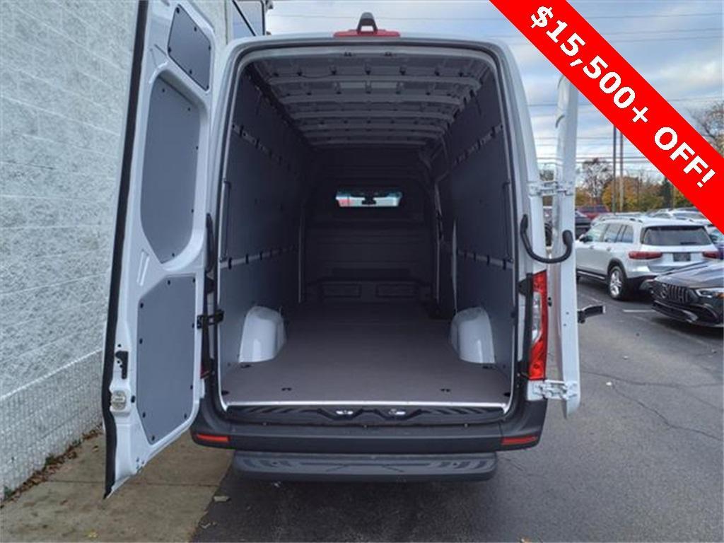 new 2024 Mercedes-Benz eSprinter 2500 car, priced at $77,937