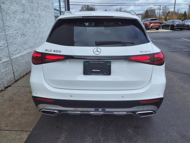 new 2025 Mercedes-Benz GLC 300 car, priced at $52,632