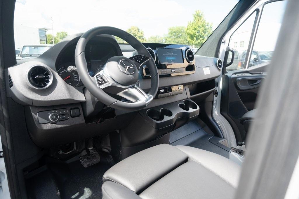 new 2025 Mercedes-Benz Sprinter 2500 car, priced at $77,474