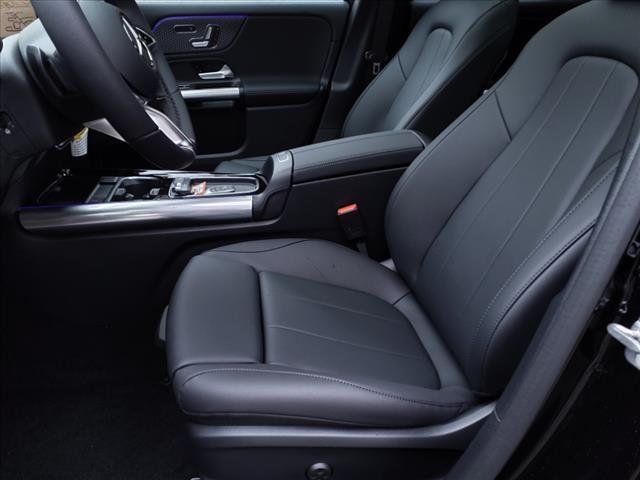 new 2025 Mercedes-Benz GLA 250 car, priced at $44,005