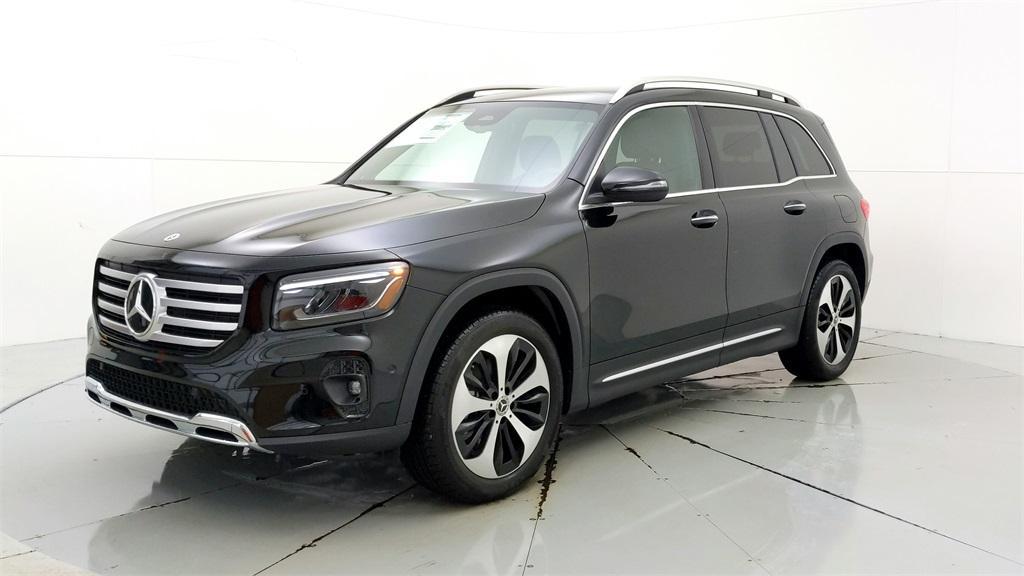 new 2024 Mercedes-Benz GLB 250 car, priced at $47,925