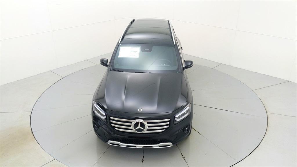 new 2024 Mercedes-Benz GLB 250 car, priced at $47,925