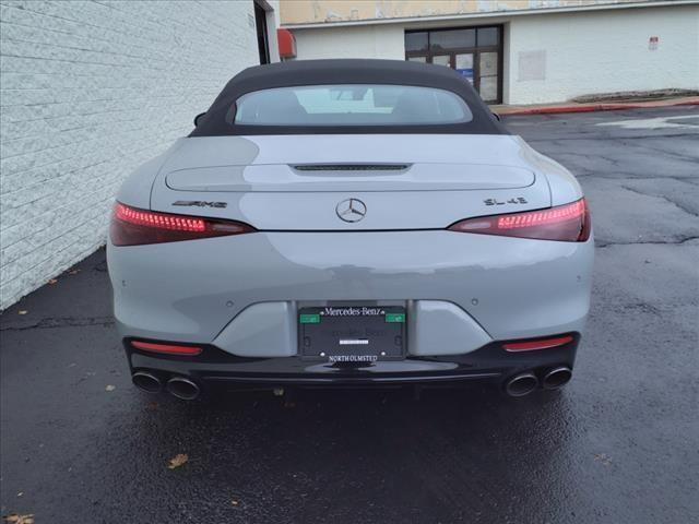 new 2024 Mercedes-Benz AMG SL 43 car, priced at $110,150