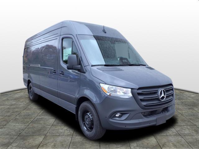 new 2025 Mercedes-Benz Sprinter 2500 car, priced at $67,732