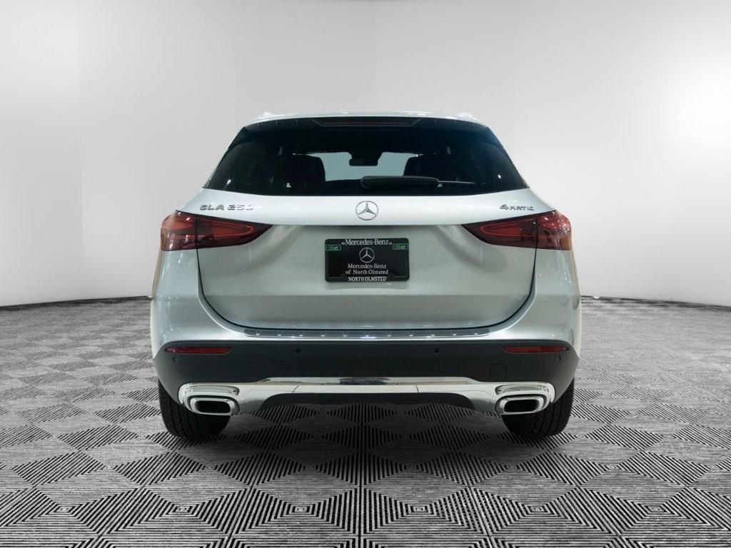 new 2025 Mercedes-Benz GLA 250 car, priced at $44,330