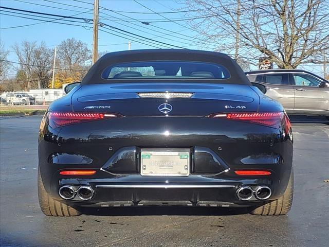 new 2024 Mercedes-Benz AMG SL 43 car, priced at $102,886