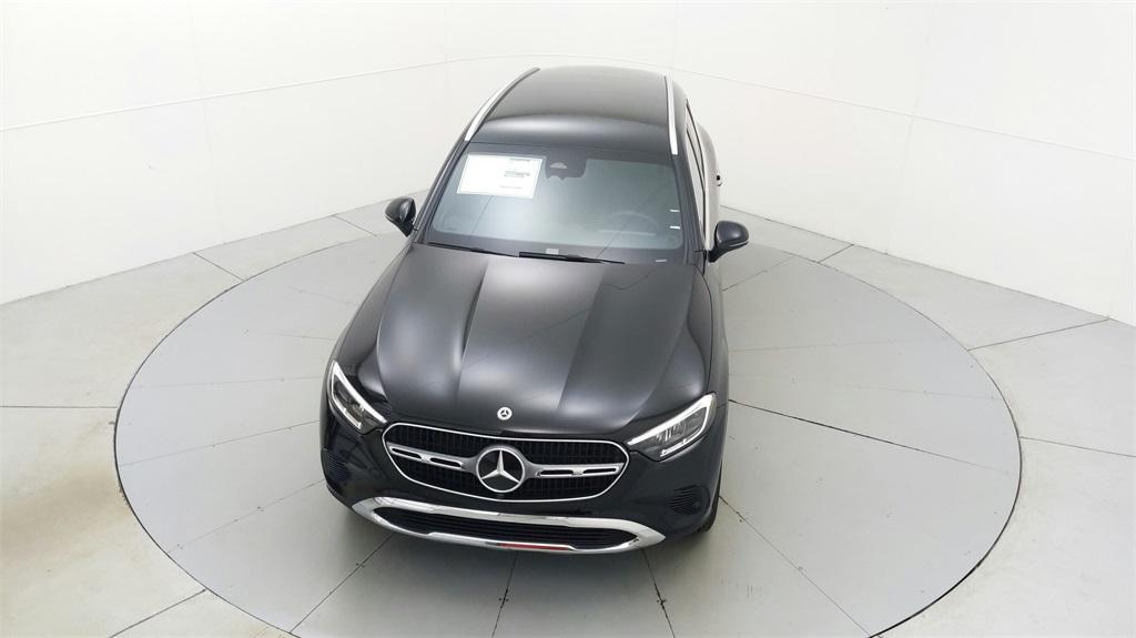 new 2024 Mercedes-Benz GLC 300 car, priced at $48,360