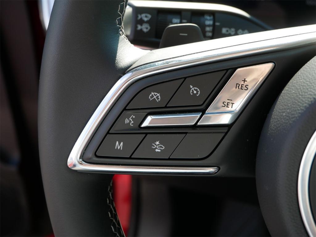 new 2025 Buick Envision car, priced at $42,479