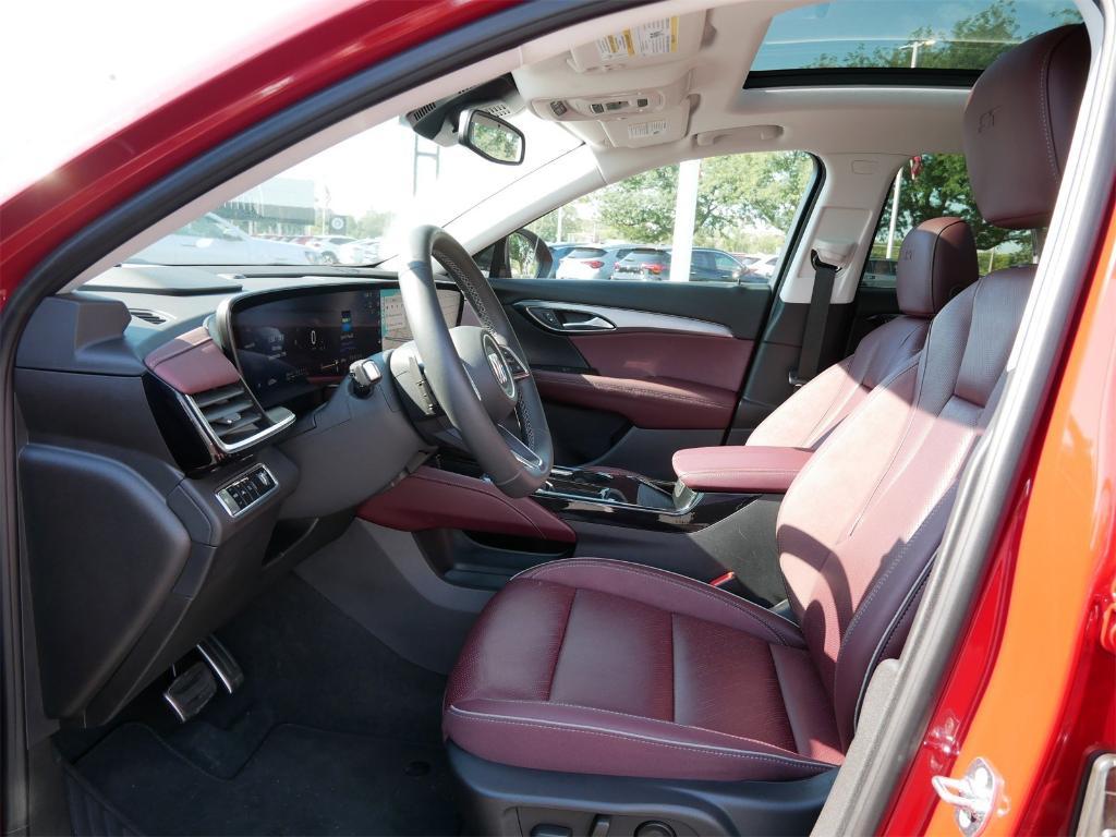 new 2025 Buick Envision car, priced at $42,479