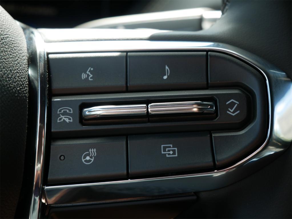 new 2025 GMC Yukon XL car, priced at $76,740