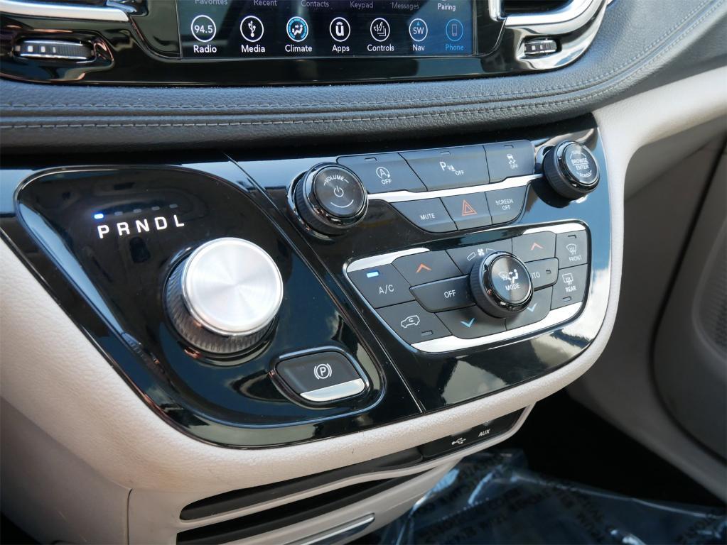 used 2018 Chrysler Pacifica car, priced at $11,998