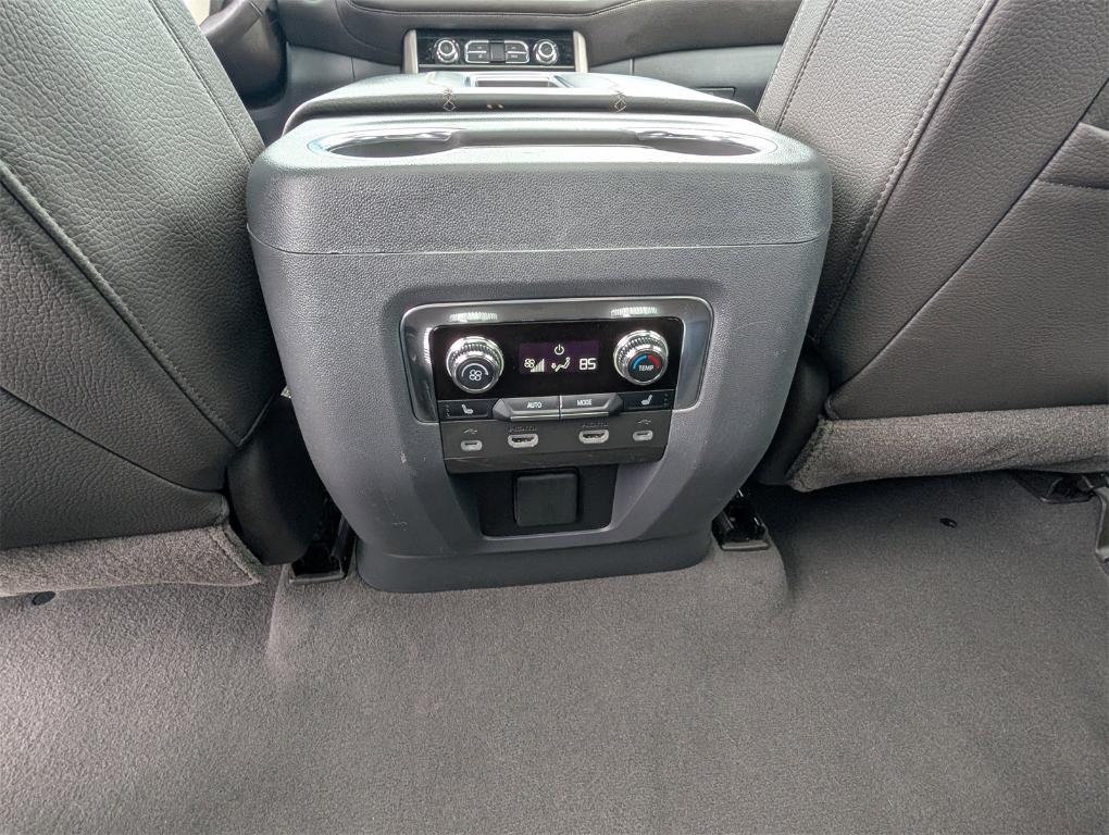 used 2021 GMC Yukon car, priced at $46,593