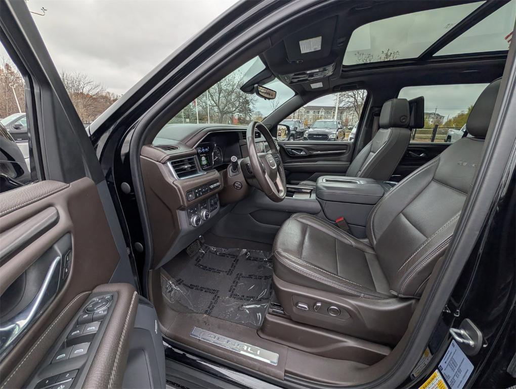 used 2021 GMC Yukon car, priced at $46,593