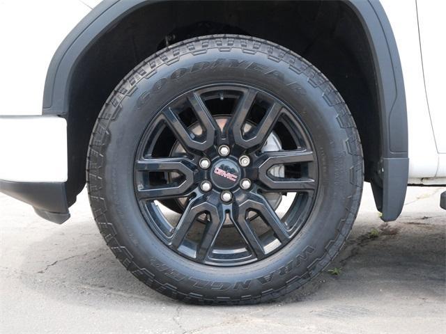 used 2022 GMC Sierra 1500 Limited car, priced at $32,647