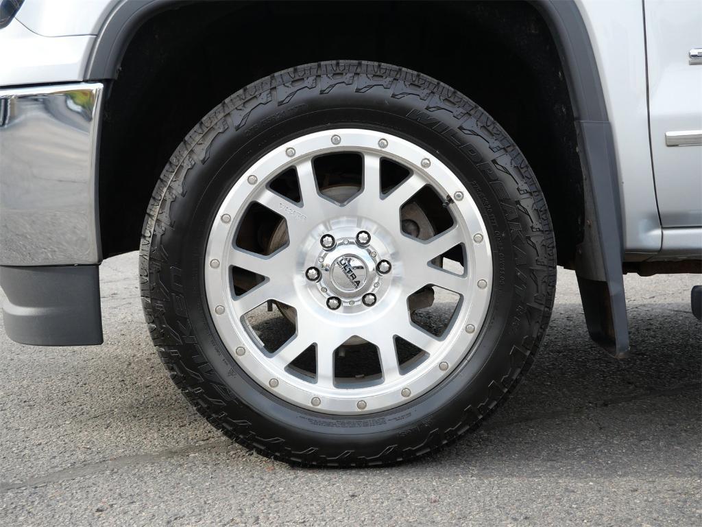 used 2017 GMC Sierra 1500 car, priced at $17,995