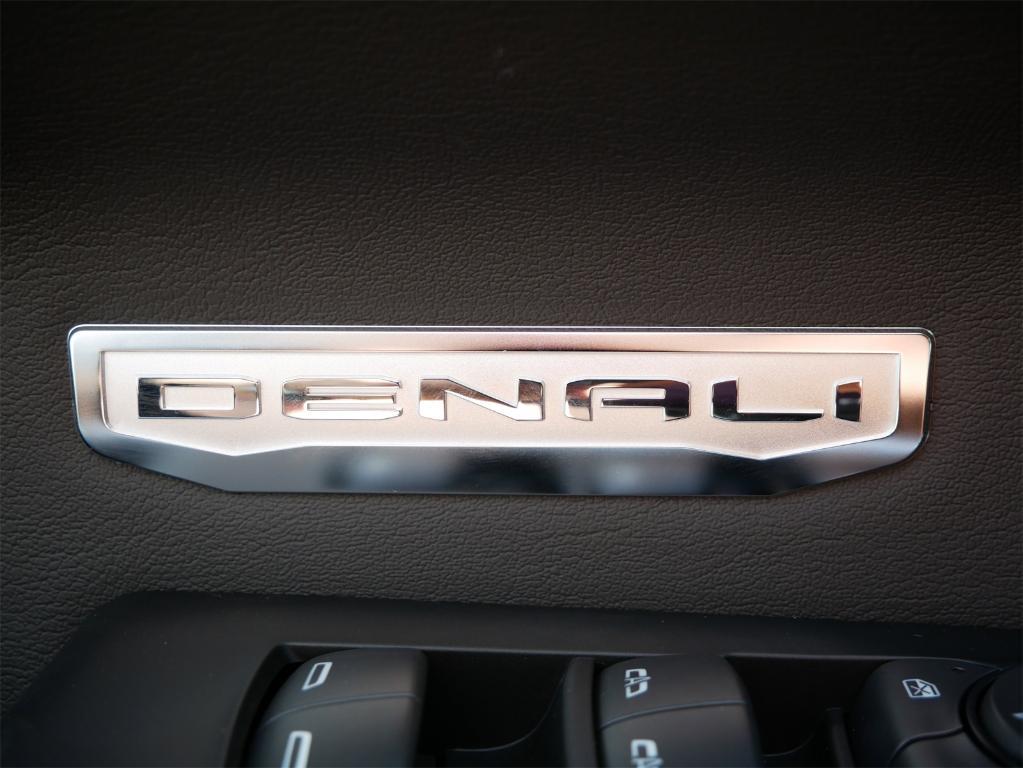 new 2026 GMC Sierra 1500 car, priced at $75,970