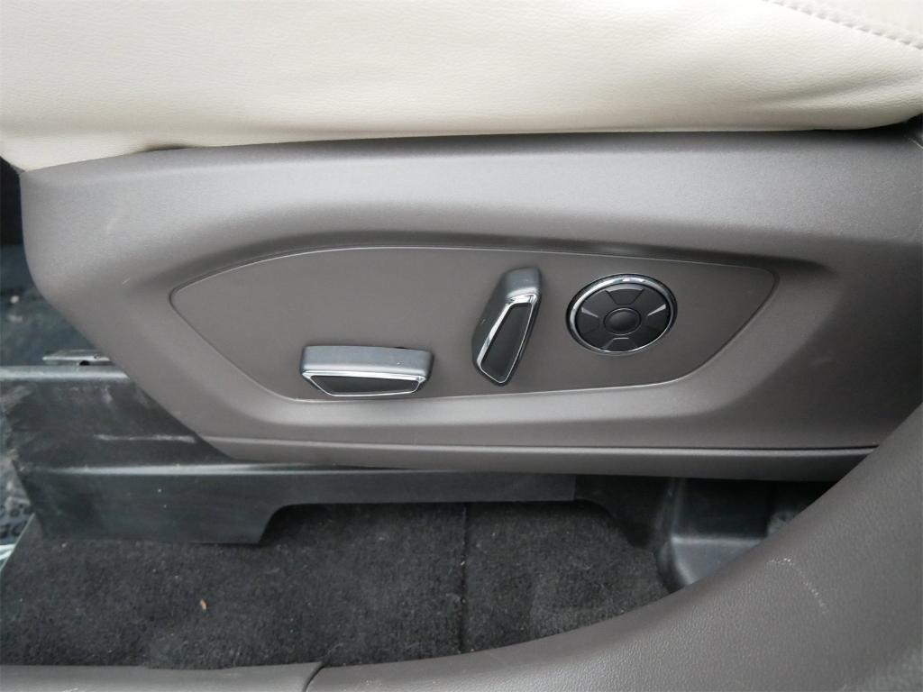 used 2020 Ford Explorer car, priced at $28,369