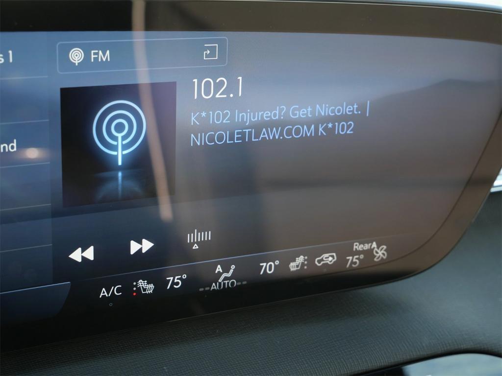 new 2025 Buick Enclave car, priced at $44,420