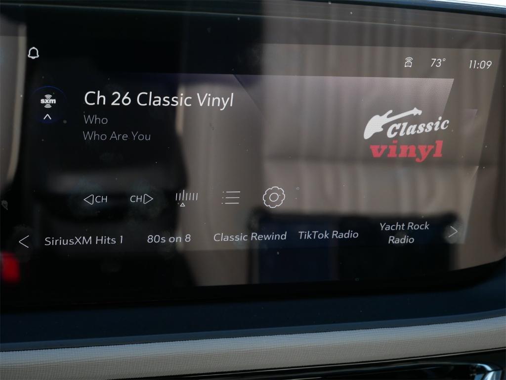 new 2025 Buick Envista car, priced at $31,206