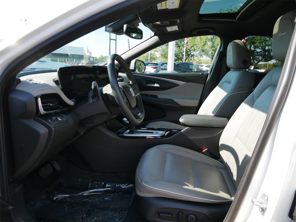 new 2025 Buick Envista car, priced at $31,206