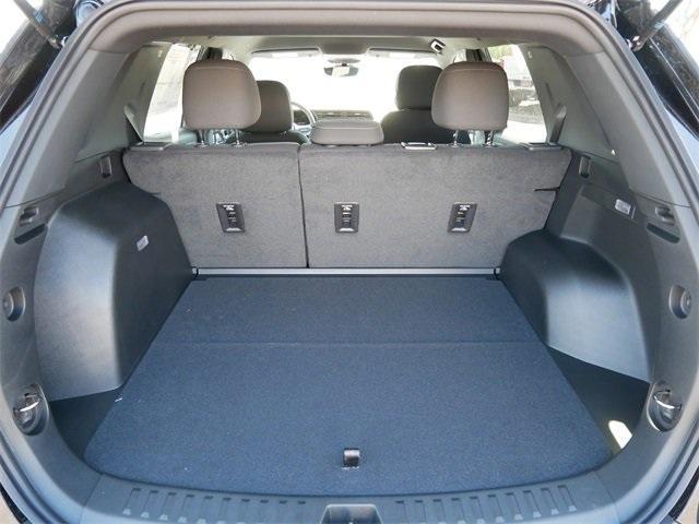 new 2025 GMC Terrain car, priced at $33,661