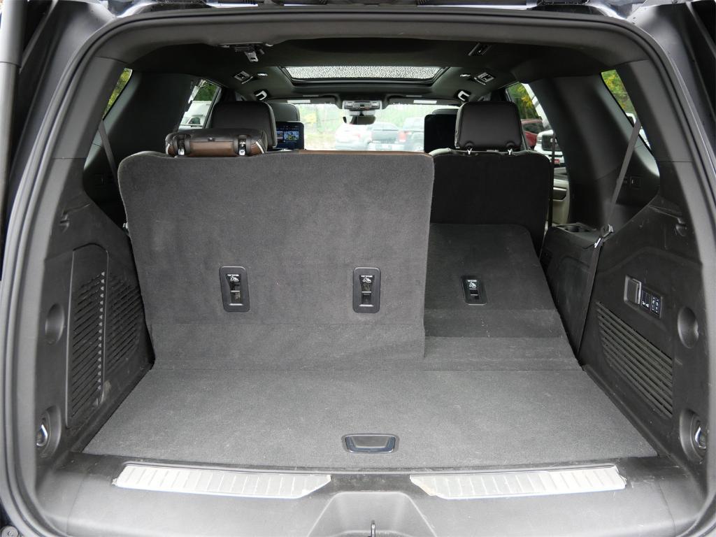 used 2025 GMC Yukon car, priced at $97,995