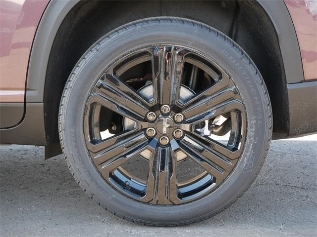 new 2025 GMC Acadia car, priced at $51,420