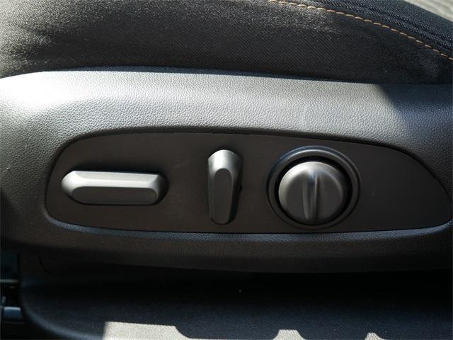used 2020 Chevrolet Equinox car