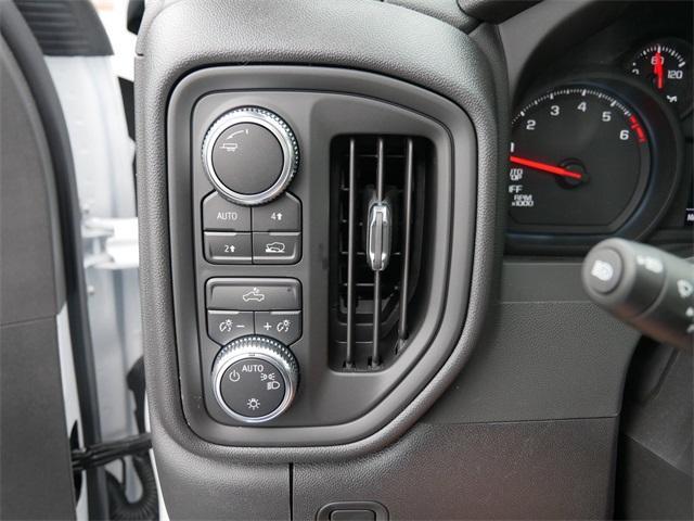 new 2025 GMC Sierra 1500 car, priced at $43,143