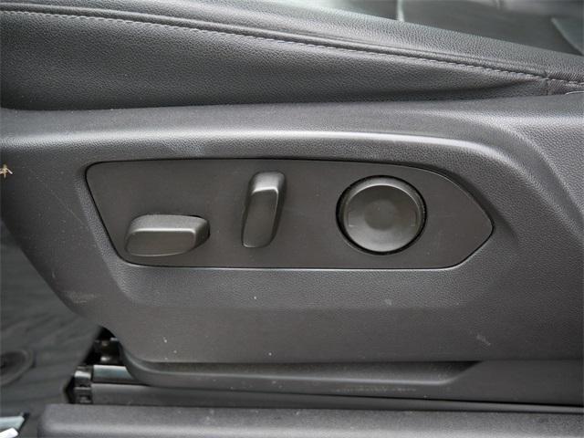 used 2022 Chevrolet Silverado 1500 car, priced at $38,995