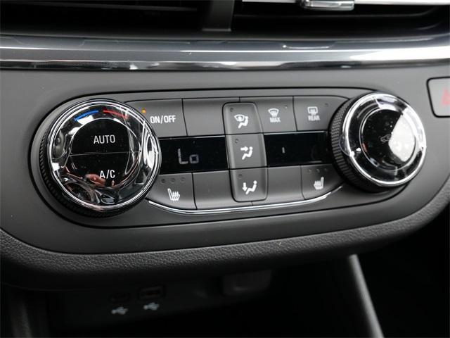 new 2025 Buick Envista car, priced at $27,380
