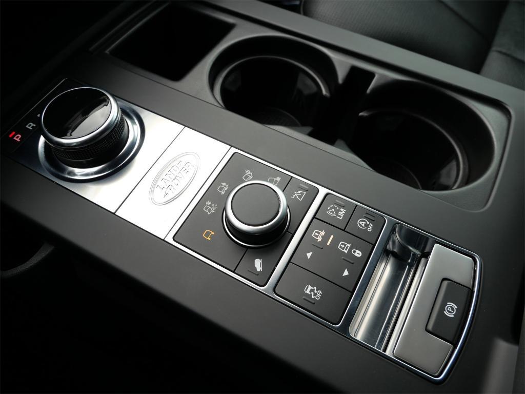 used 2018 Land Rover Discovery car, priced at $15,699