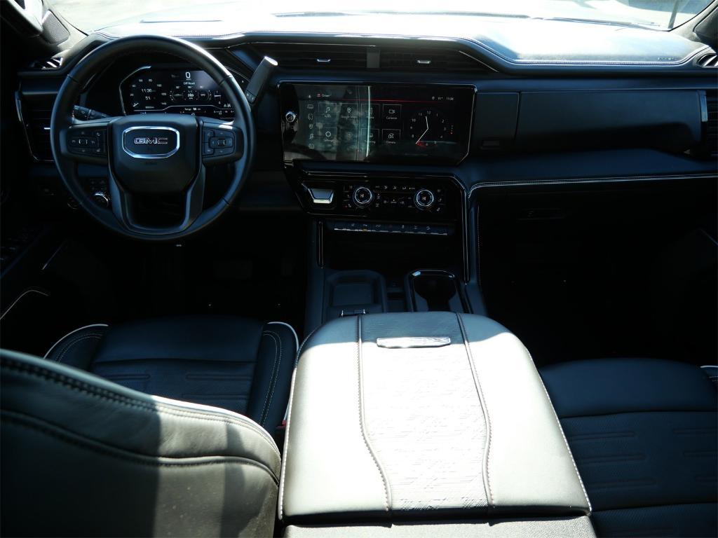 used 2025 GMC Sierra 2500 car, priced at $79,982