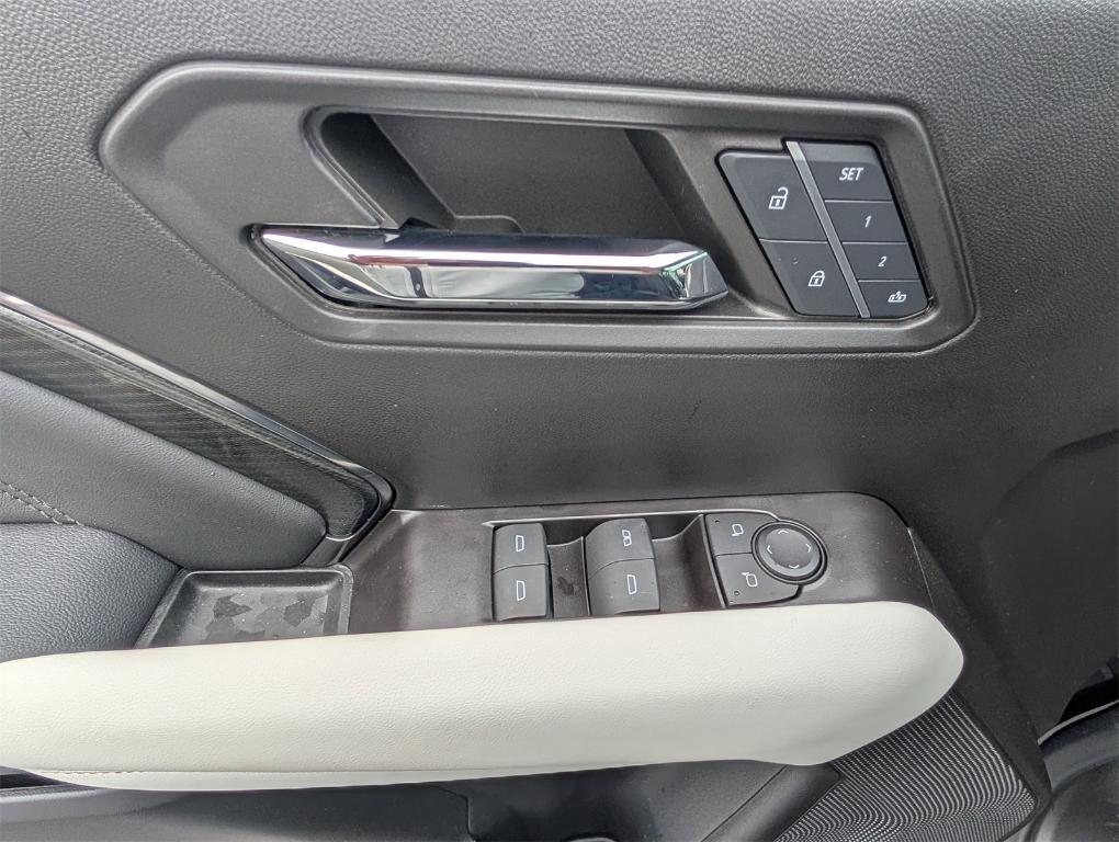 used 2024 GMC Canyon car, priced at $50,297