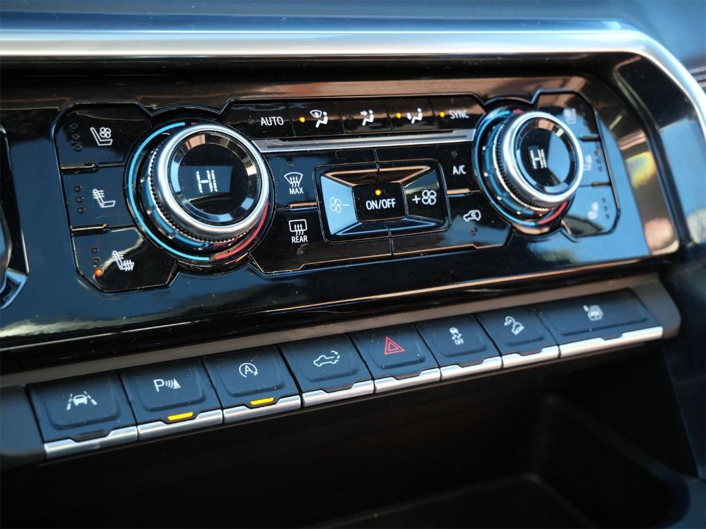 used 2023 GMC Sierra 1500 car, priced at $53,852