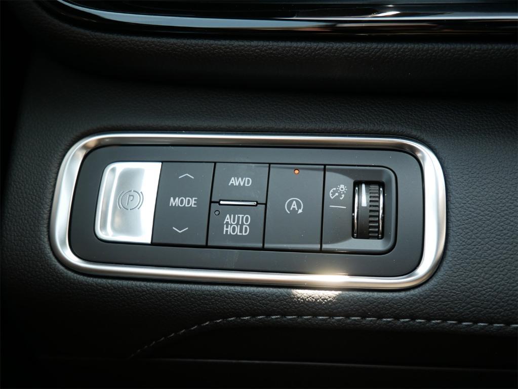 new 2025 Buick Enclave car, priced at $63,612