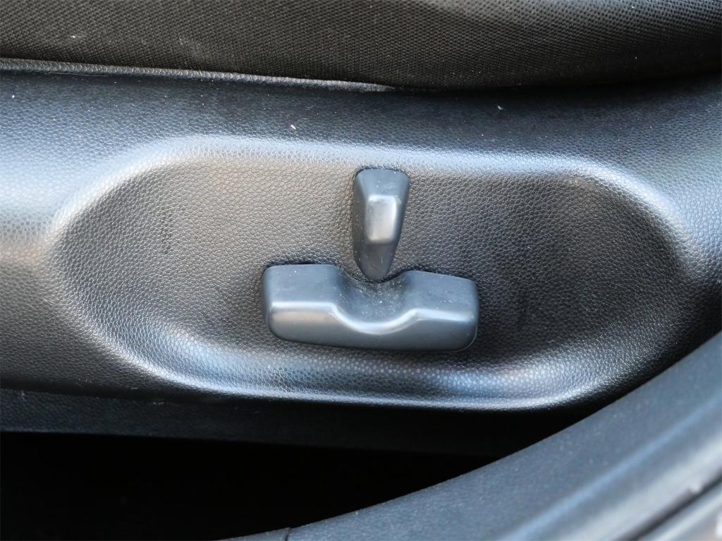 used 2011 Mazda CX-7 car, priced at $5,618