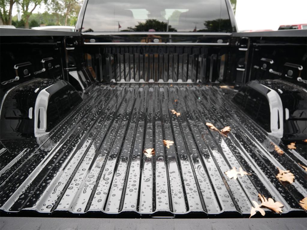 new 2026 GMC Sierra 1500 car, priced at $48,895