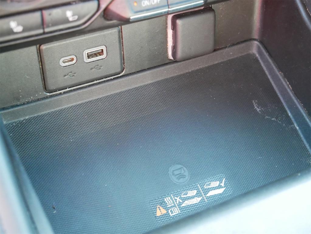 used 2021 Chevrolet Suburban car, priced at $35,912