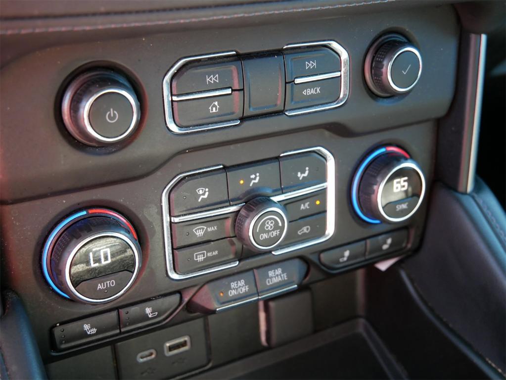 used 2021 Chevrolet Suburban car, priced at $35,912