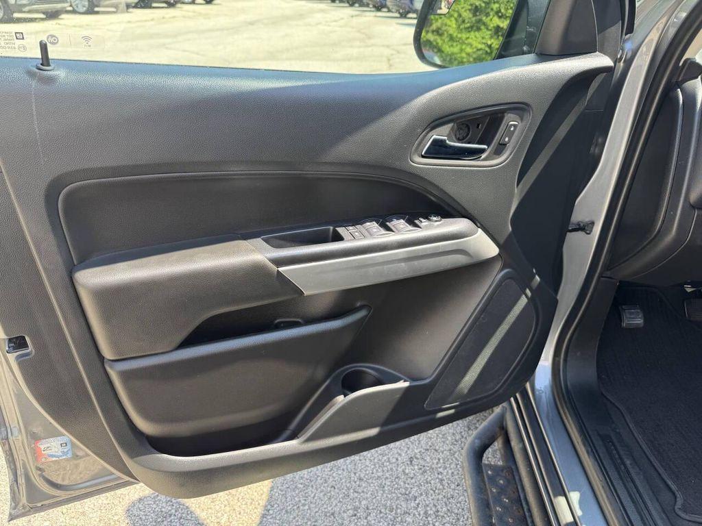 used 2022 Chevrolet Colorado car, priced at $24,995